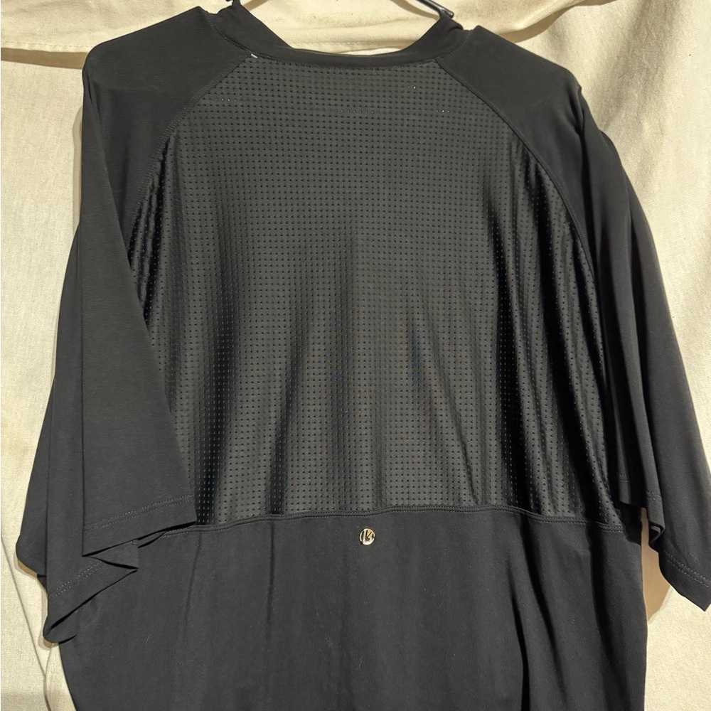 BuffBunny Black Crop Top